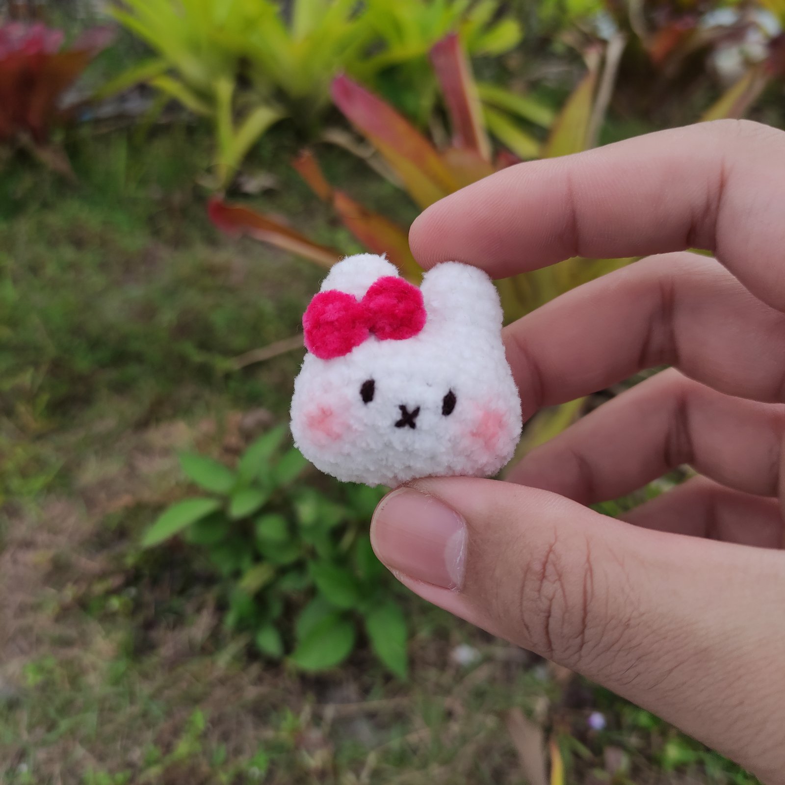 Kepala Kelinci Pita Fuchsia